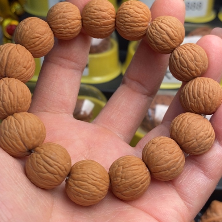 猴头文玩手串把件