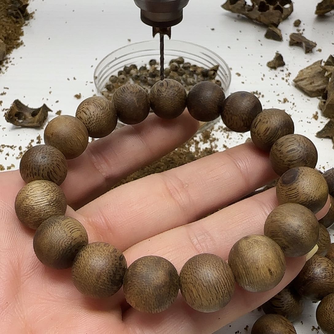 沉香木手串绿棋楠沉香1. 3单圈1 3克