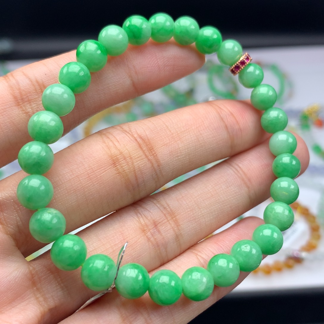 翡翠手链未镶嵌卡