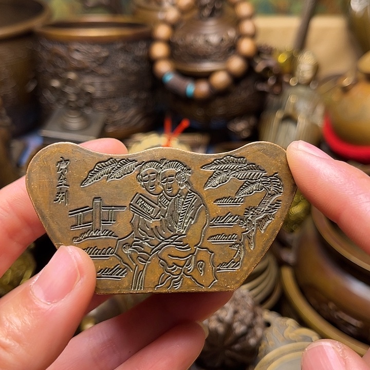 精美铜器批发档口