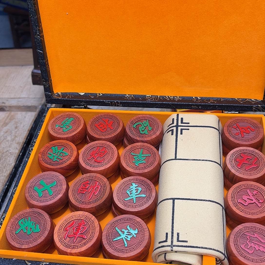 大叶紫檀（黑酸枝木类）