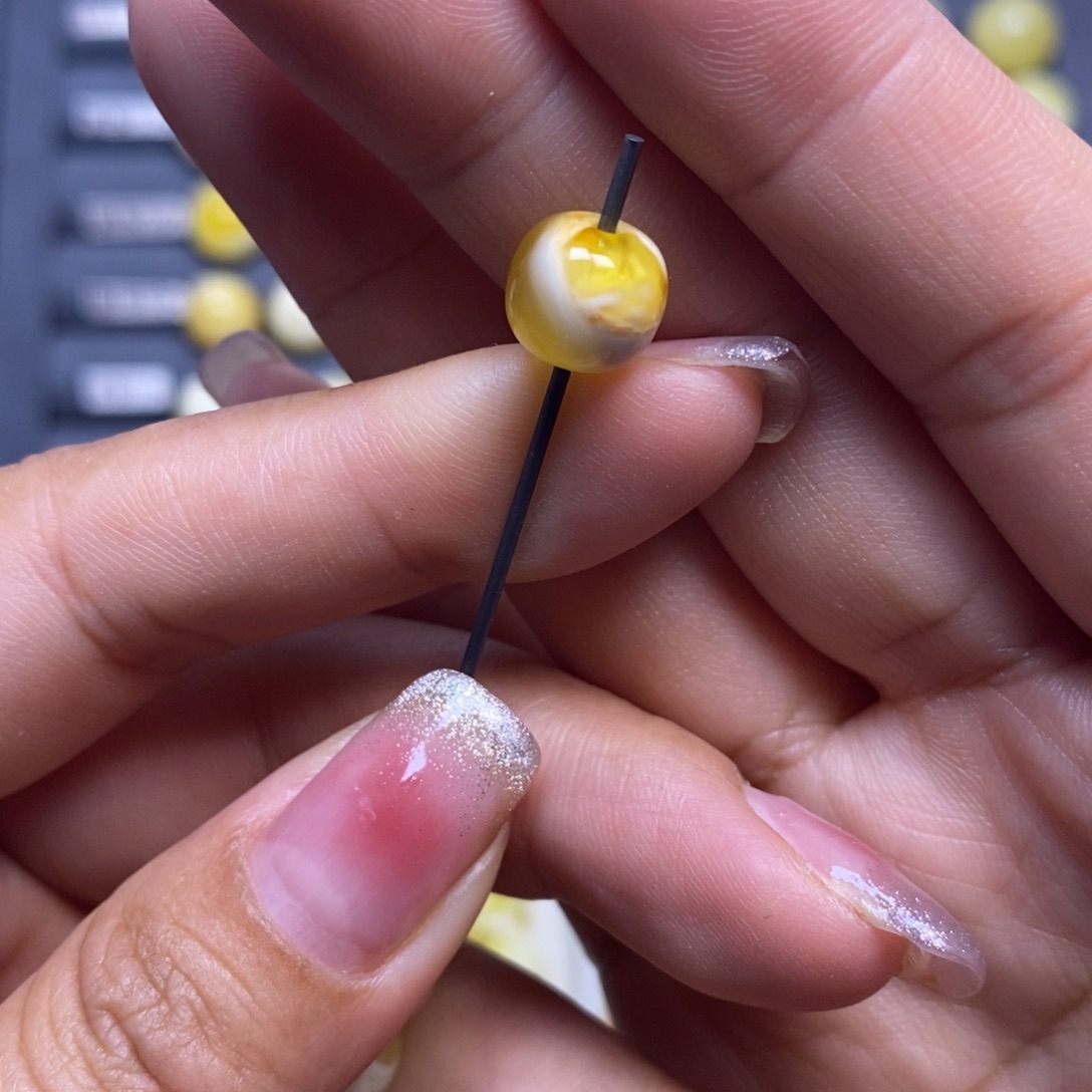 蜜蜡未镶嵌珠宝奇石橘金溶洞妖花老型9.2*8.2mm