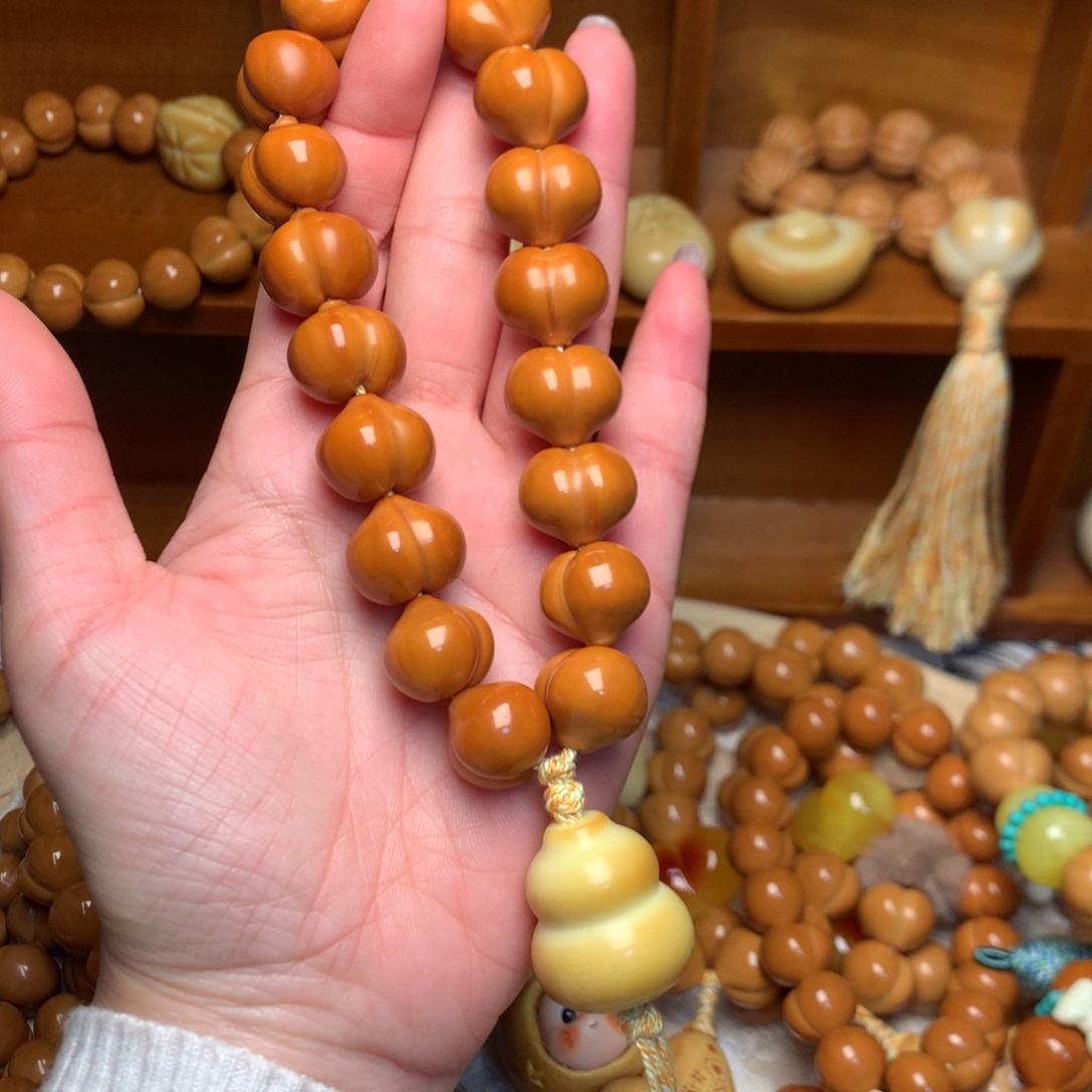 猴头核桃把件16玻璃底屁桃手持葫芦