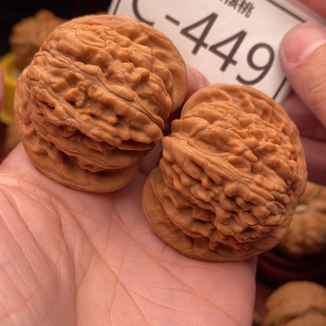 文玩核桃把件汉高楼44