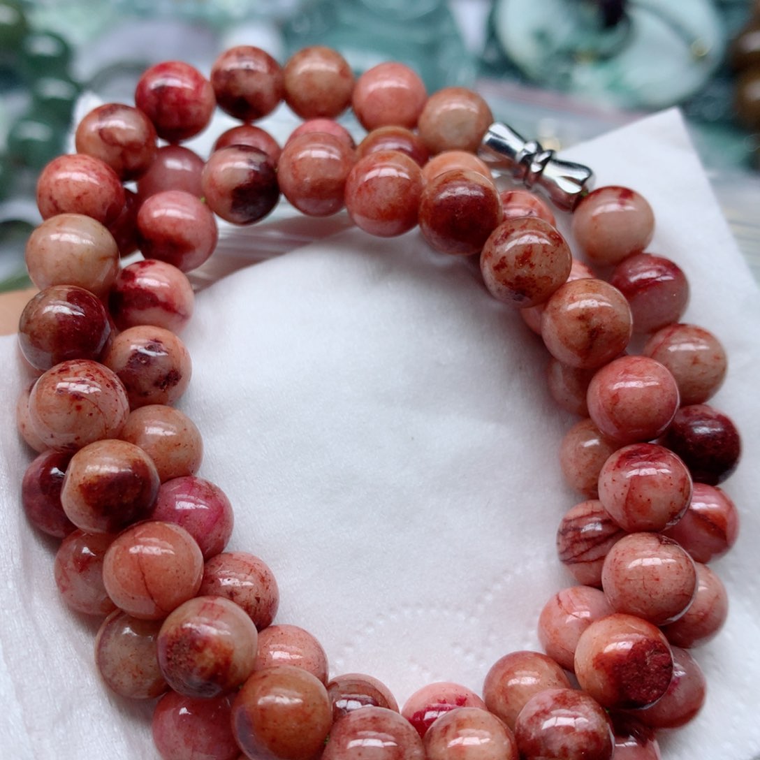 翡翠颈饰未镶嵌手串