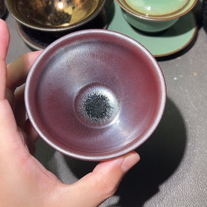 茶盏这个人就是他本人吗