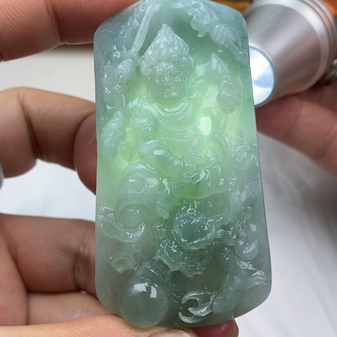 定制翡翠未镶嵌纯天然缅甸翡翠满绿色大黑天