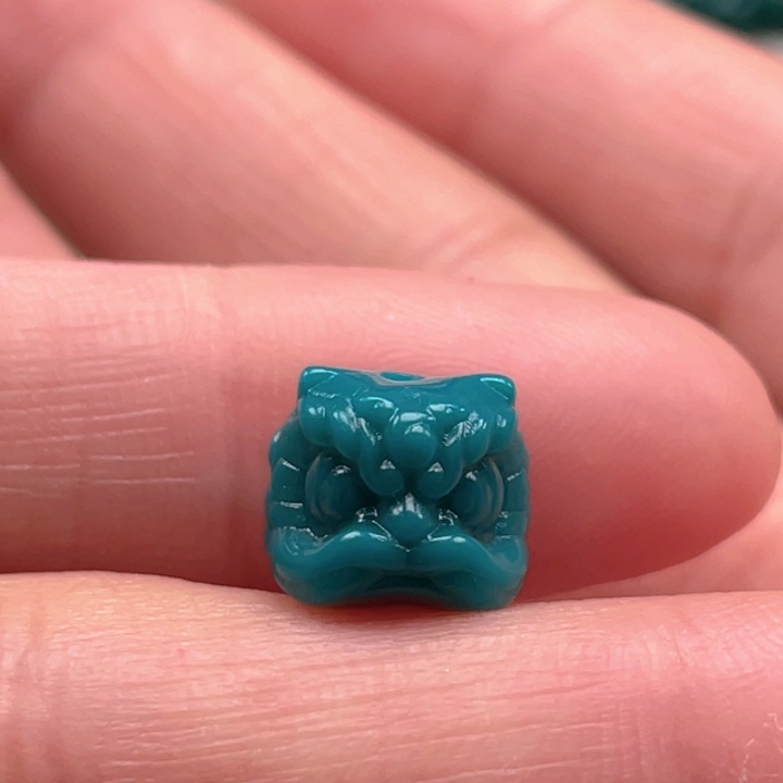 丶***宁【闪购商品】蓝绿色雕刻醒狮