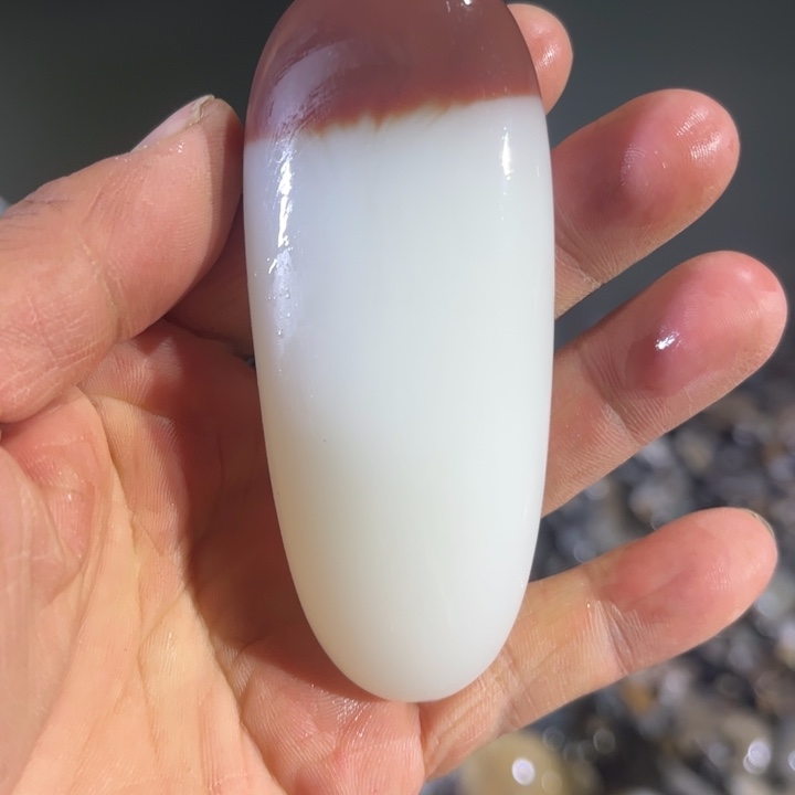 和田玉（糖玉）未镶嵌珠宝奇石