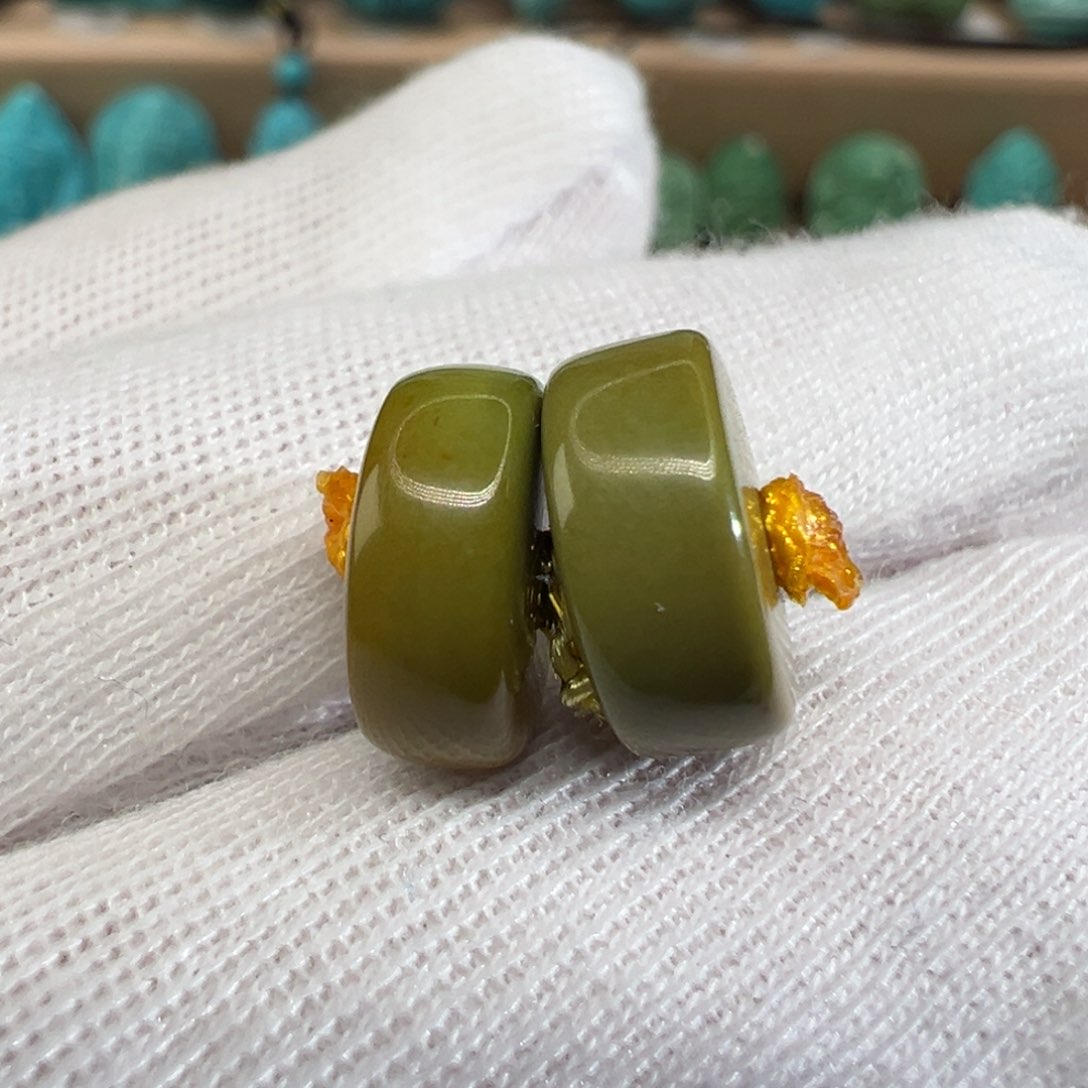 绿松石配饰未镶嵌