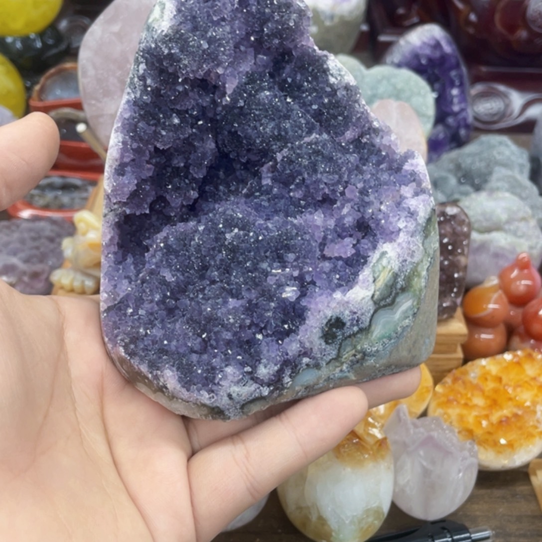 紫晶大型摆件（非配饰）未镶嵌