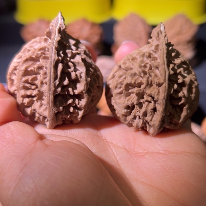 文玩核桃吊坠核桃38W