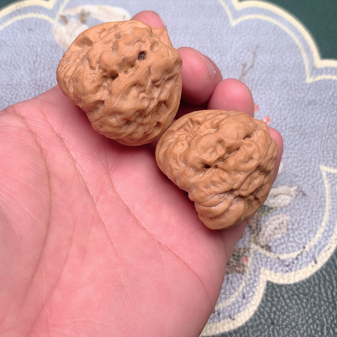 做***事文玩核桃吊坠青蛙