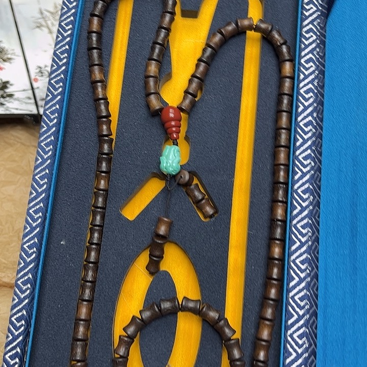 大叶紫檀（黑酸枝木类）