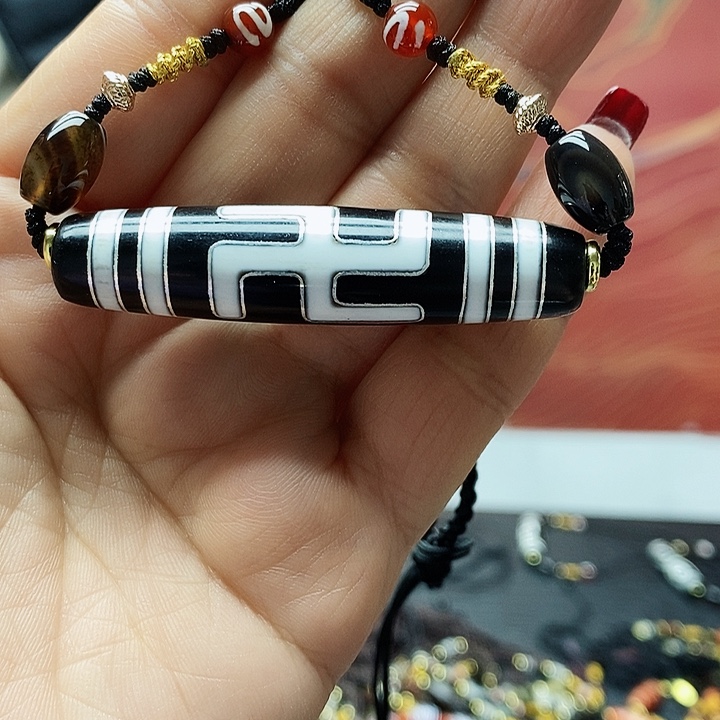 玛瑙/玉髓颈饰合金