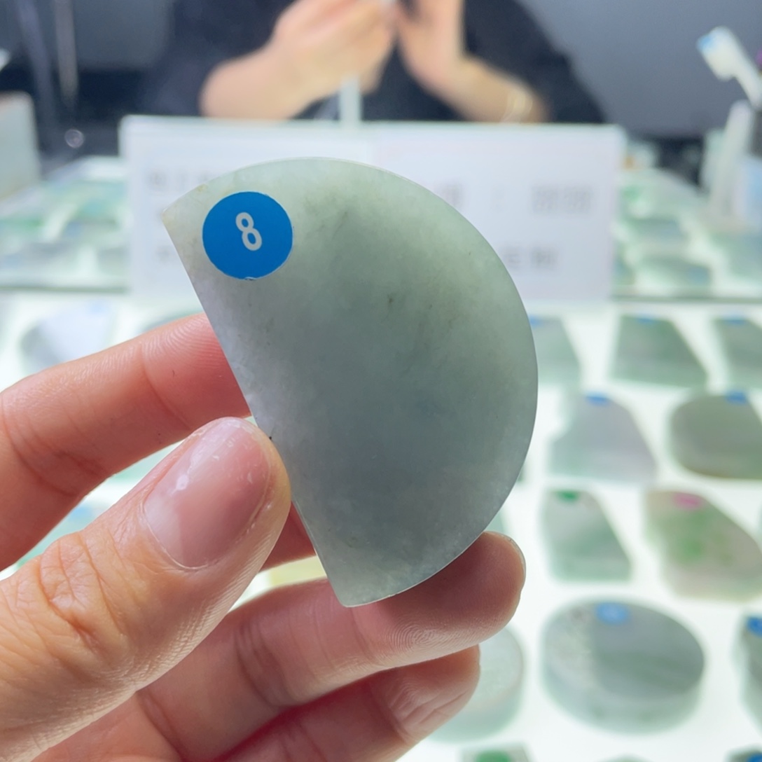 定制翡翠未镶嵌挂件