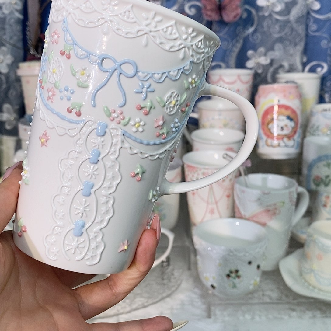 景德镇纯手绘工艺陶瓷杯子