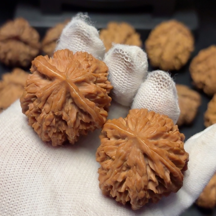 文玩核桃吊坠秦岭灯笼35