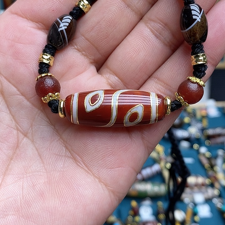 玛瑙/玉髓颈饰合金