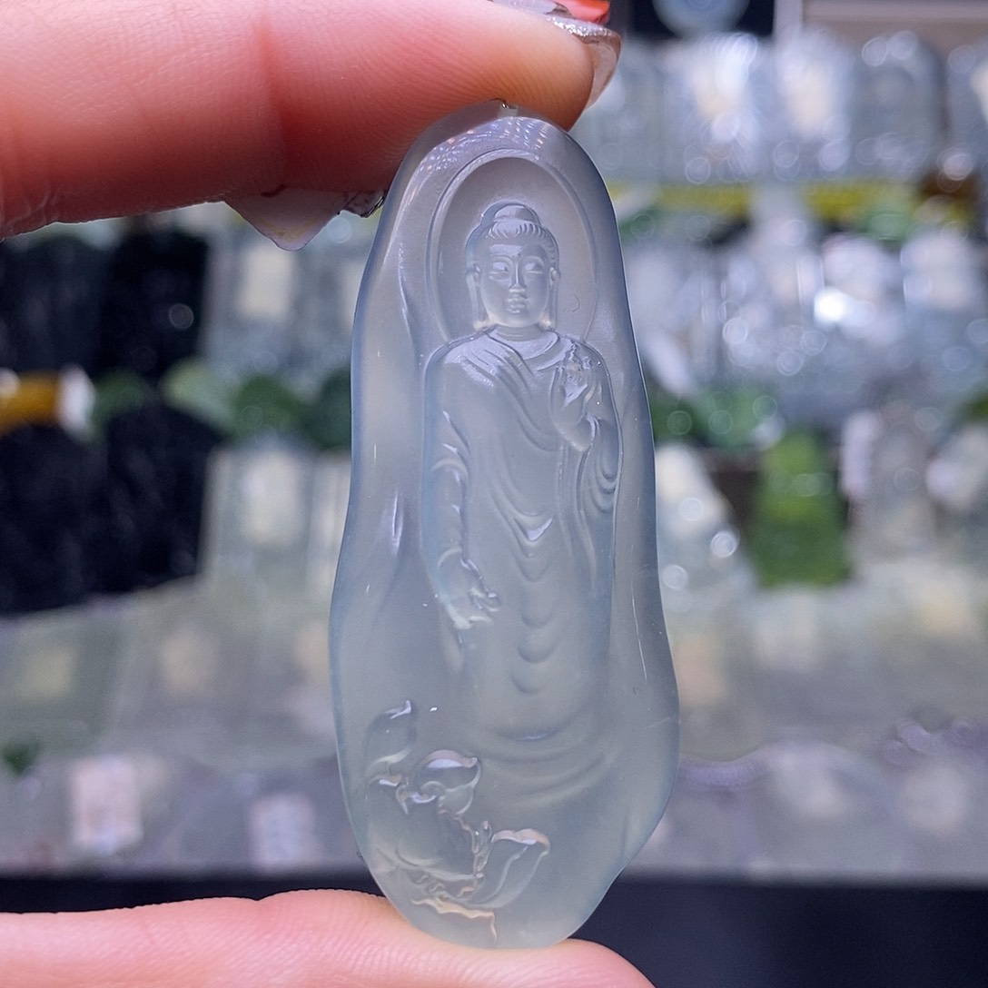 蛇纹石玉颈饰未镶嵌大**狼，