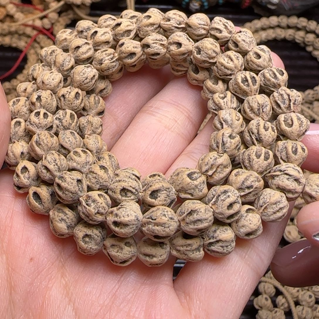 柏香籽/百香籽吊坠嘎**巴