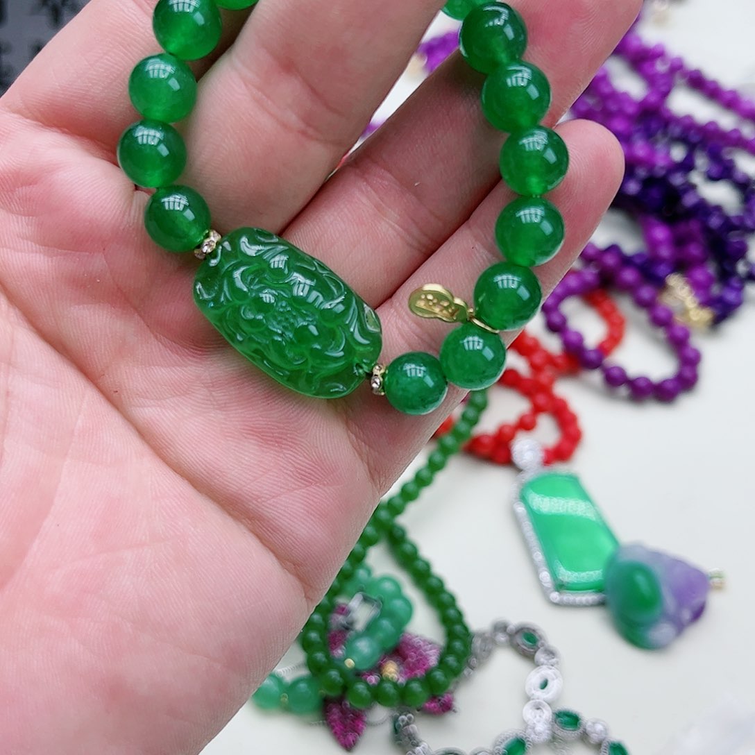 翡翠吊坠(赠链)银S925镶嵌