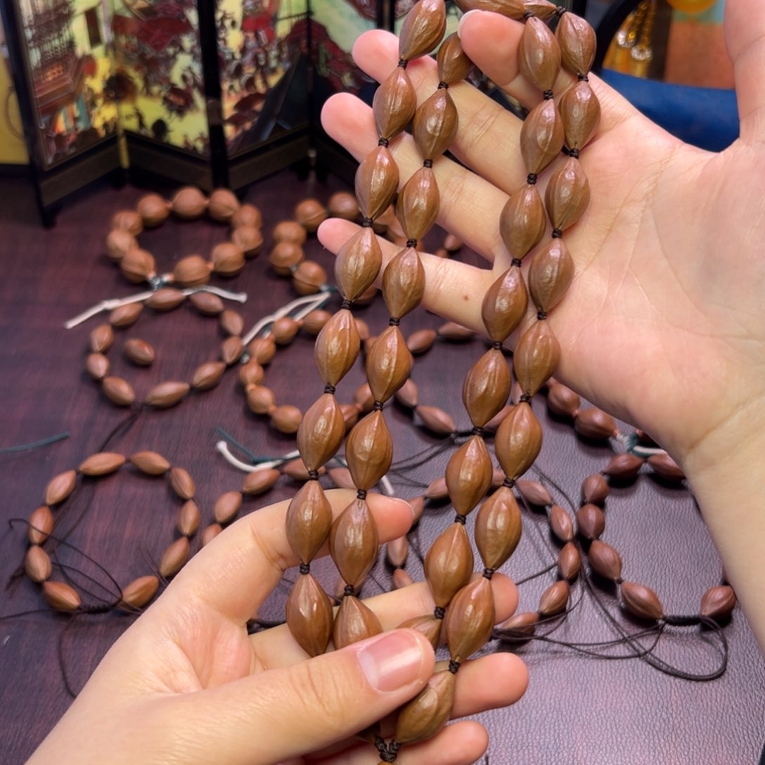 方***正手串/手链橄榄核油 红皮 1.25 2.2左右 长