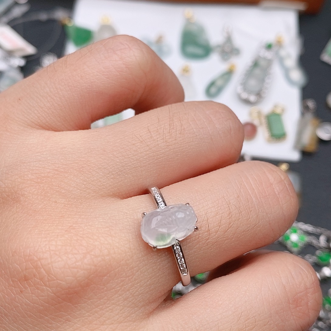 翡翠银S925镶嵌颈饰