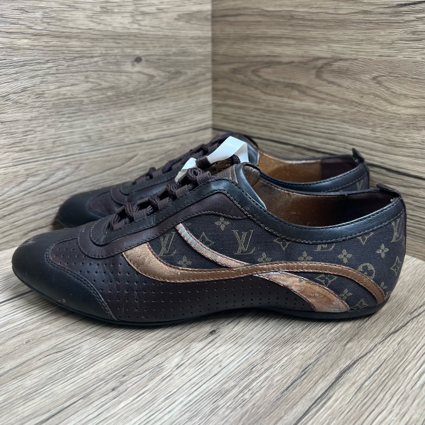 95新 LouisVuitton/路易威登 棕满印运动鞋 36码