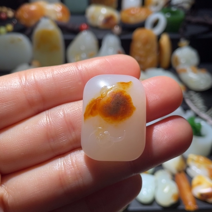 华***子和田玉未镶嵌手链