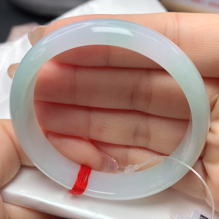 翡翠手镯未镶嵌55555656