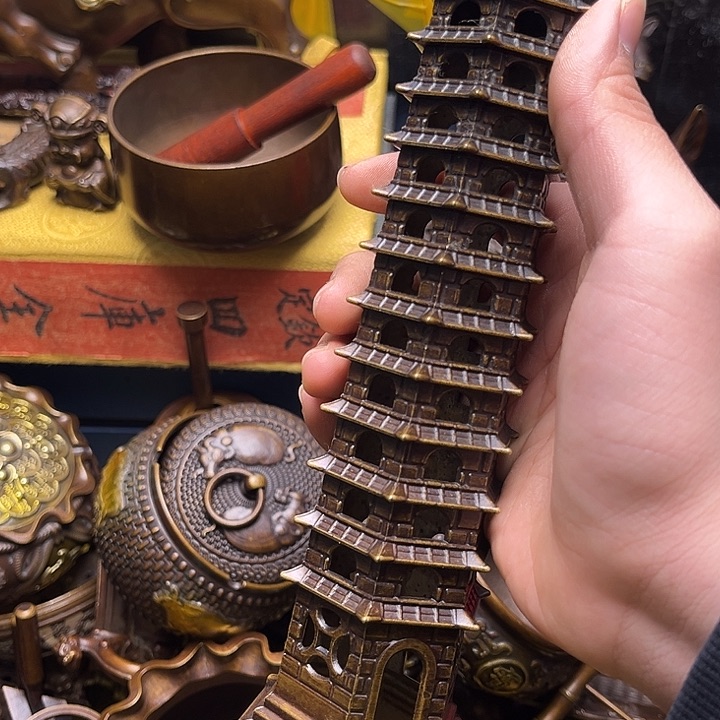 精美铜器点击下单