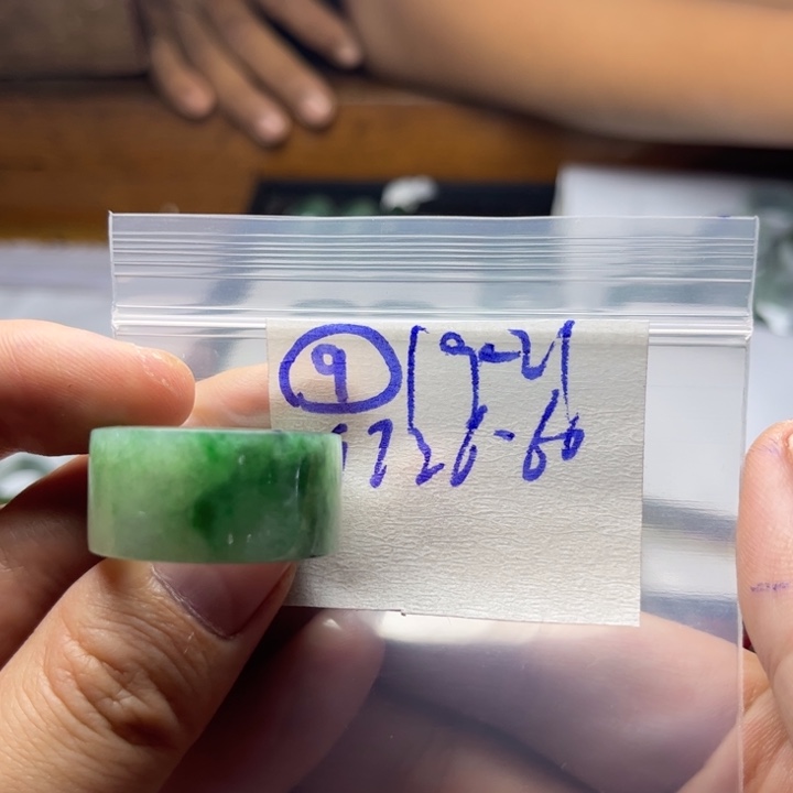 定制翡翠未镶嵌明天