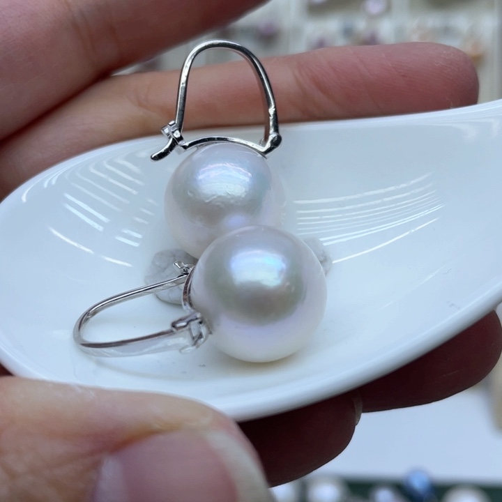淡水珍珠耳饰银S925镶嵌︿****已