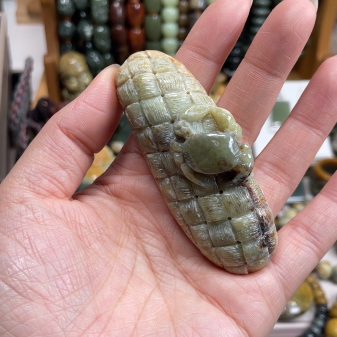 【闪购商品】岫岩河磨玉（透闪石质玉）手把件未镶嵌