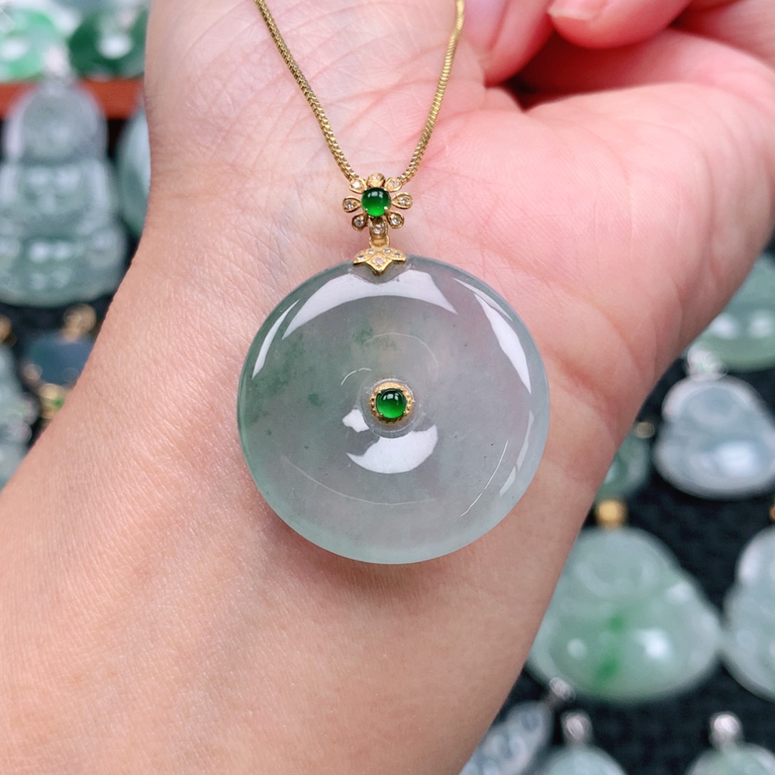 翡翠吊坠(不含链)18K金镶嵌