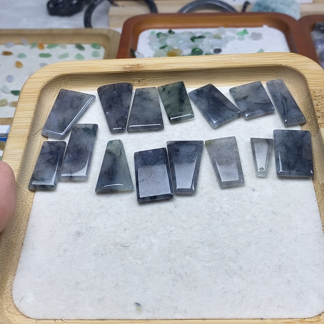 翡翠未镶嵌戒指乌鸡意境无事牌任挑