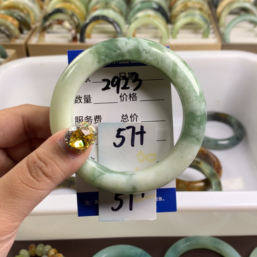 蛇纹石玉手镯未镶嵌2923
