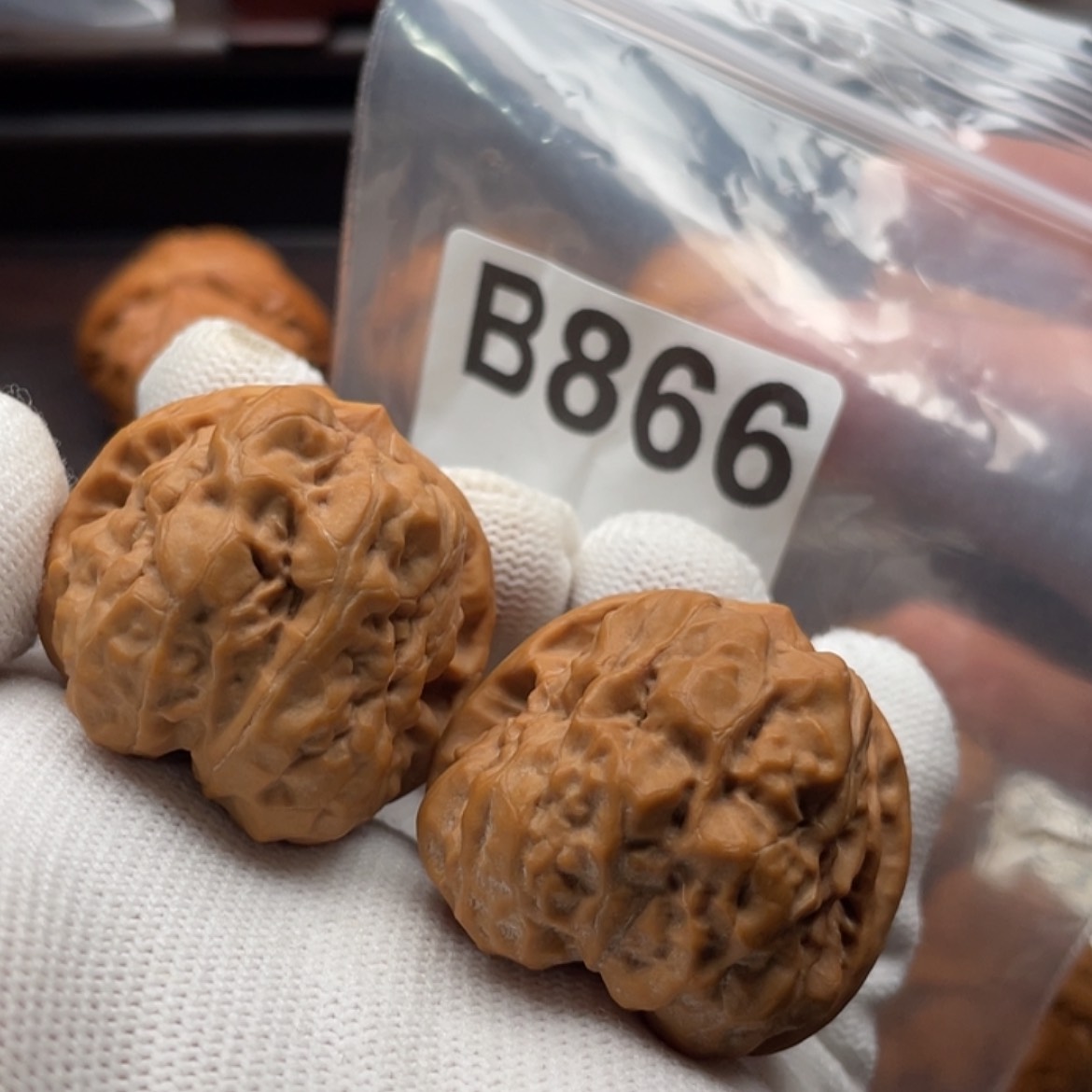 【闪购商品】文玩核桃吊坠B866蛤蟆36/39