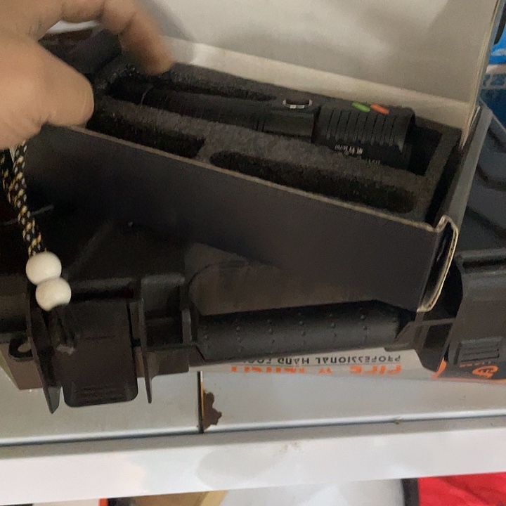 手电筒一个全新的