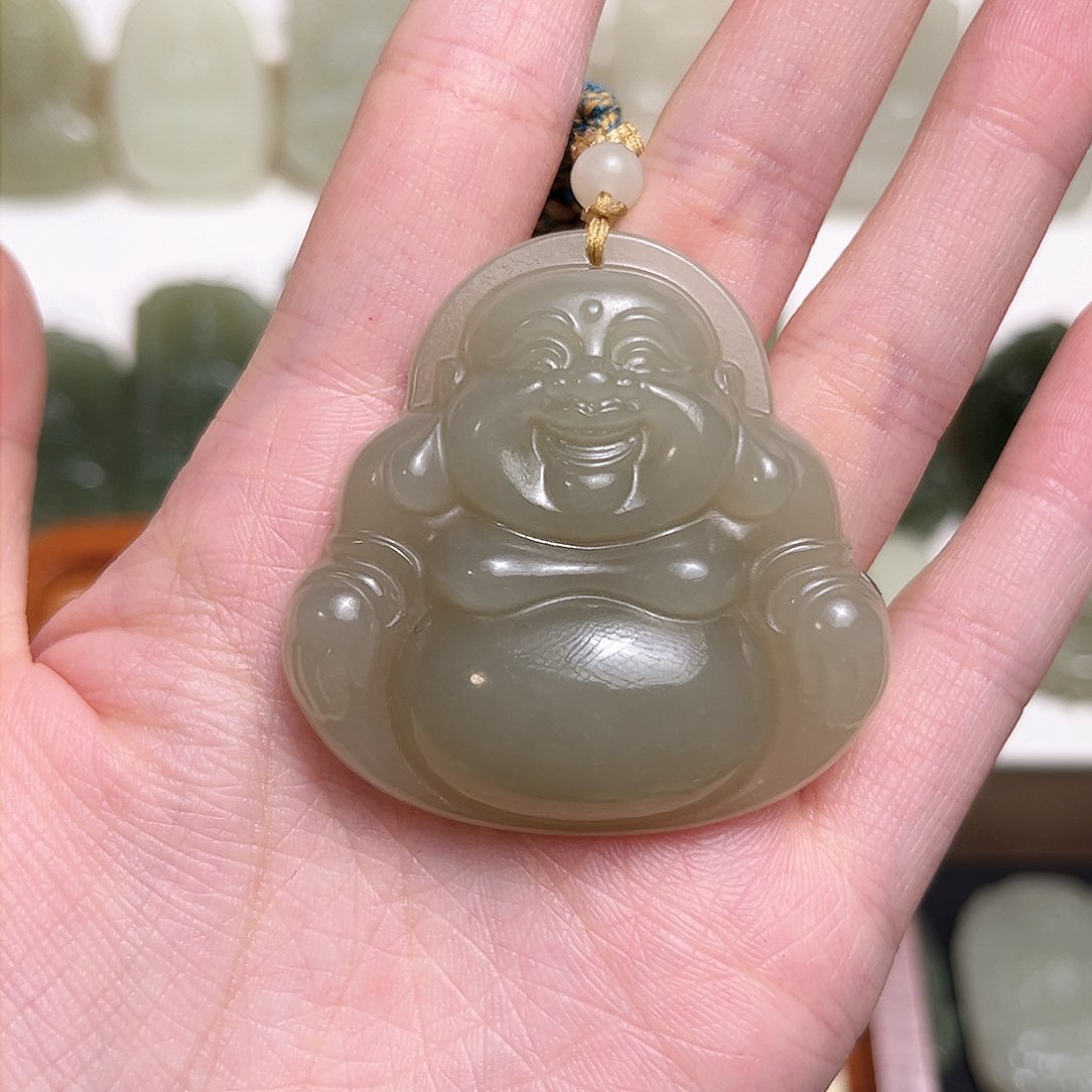 和田玉颈饰未镶嵌50佛公