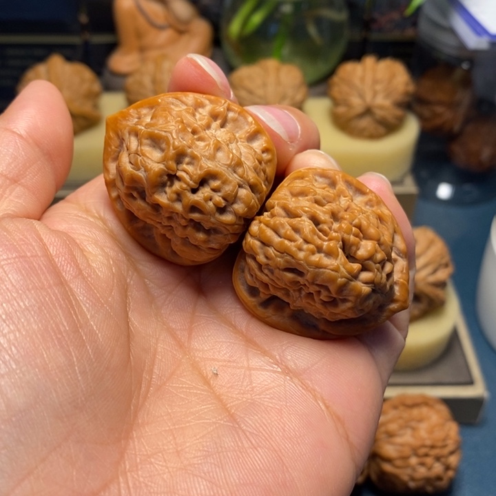 【闪购商品】把件文玩核桃金字塔