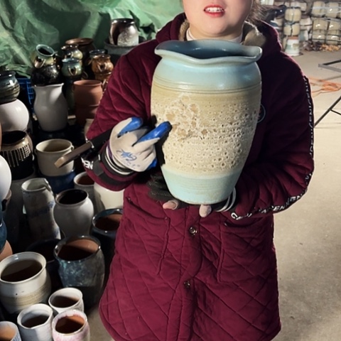 20口30高瑕疵盆子。