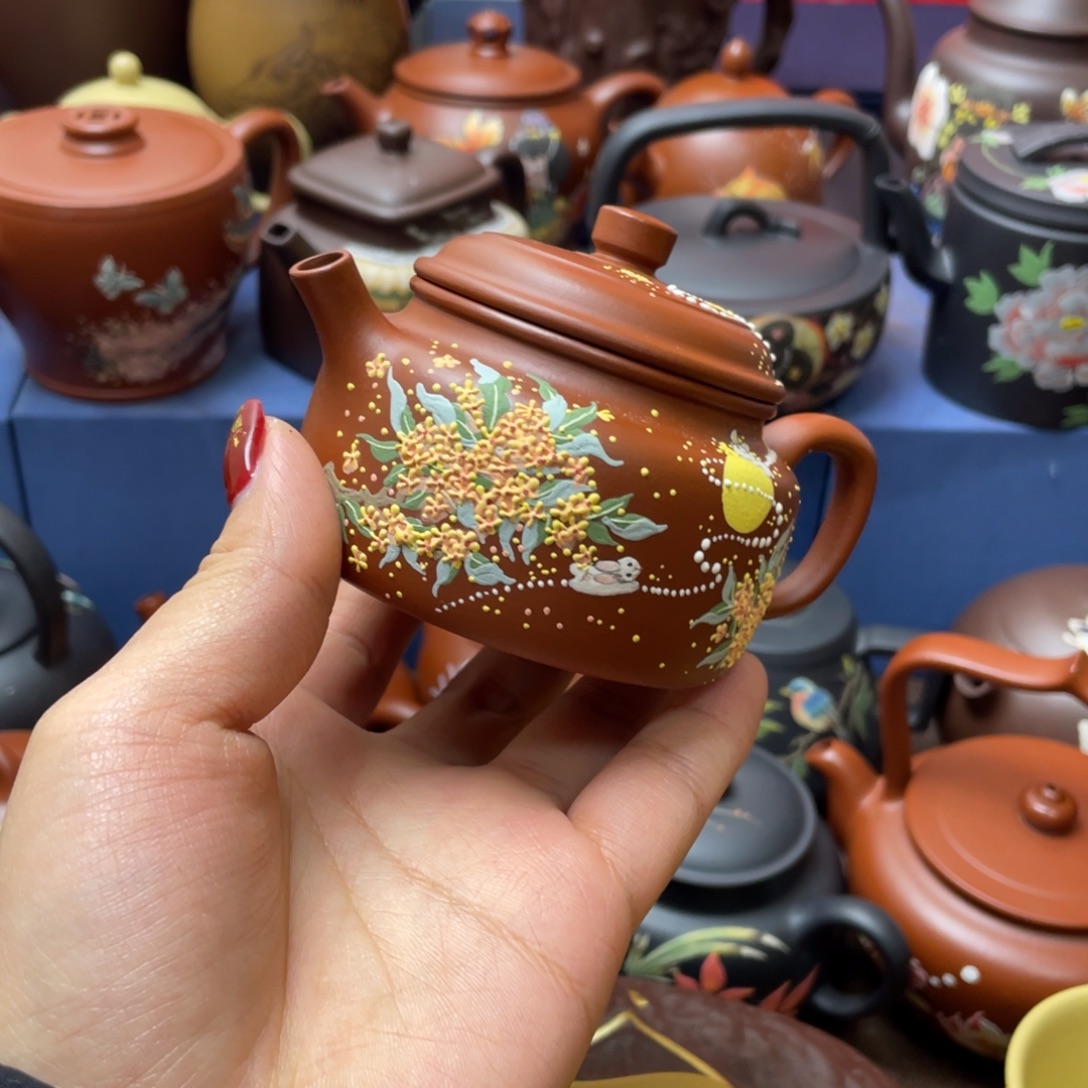 蜜****茶杯红泥紫砂主人杯130cc