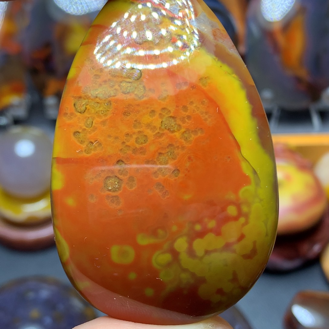 未镶嵌颈饰玛瑙/玉髓