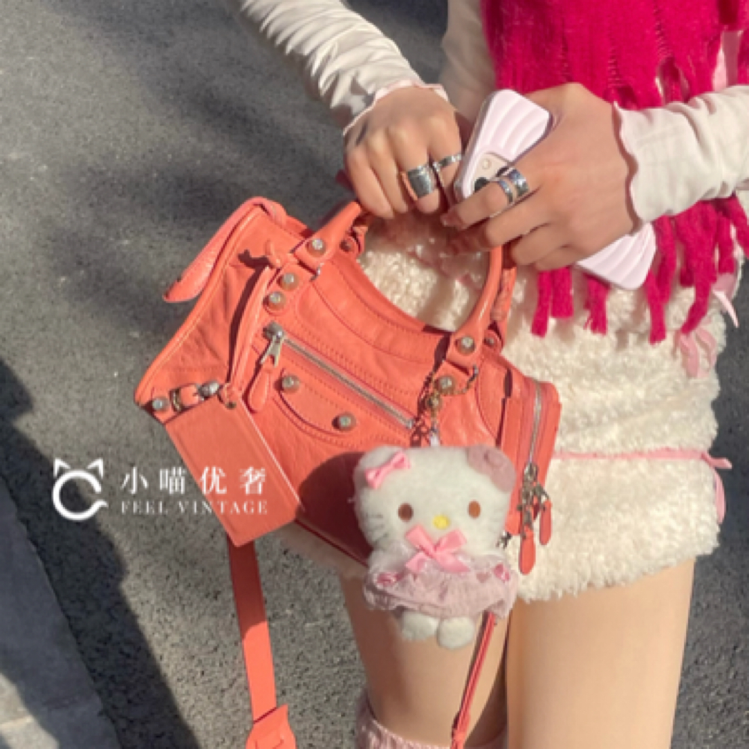 95新 Balenciaga/巴黎世家 龙虾粉色银锭油蜡皮mini机车包斜挎包