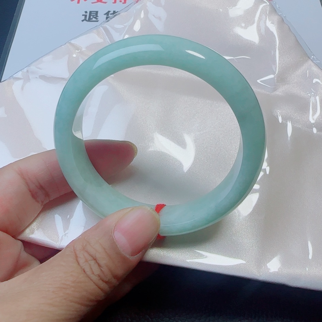 如***意翡翠未镶嵌手镯111