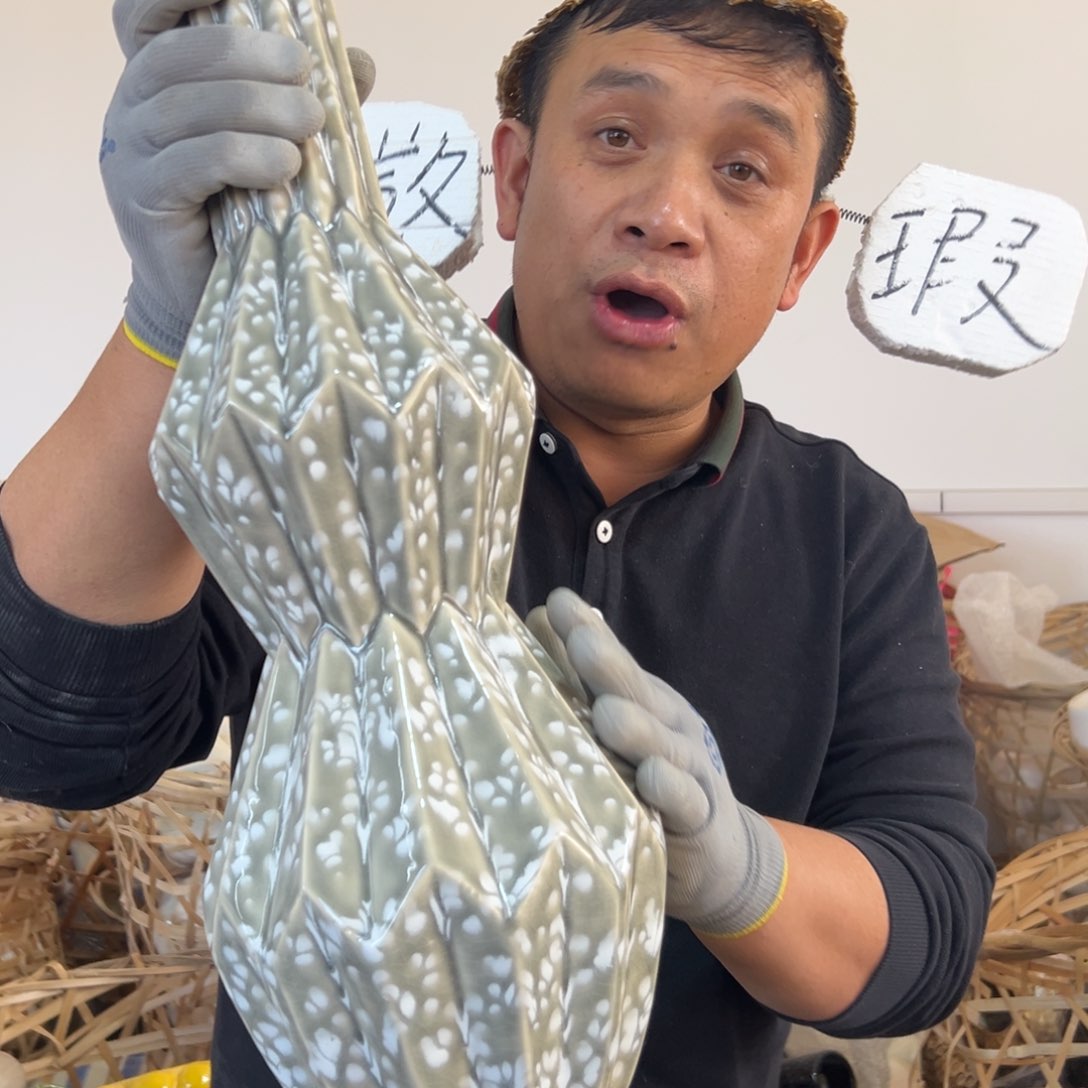 摆件54 号高中低温陶瓷工艺瓶（部分微瑕）