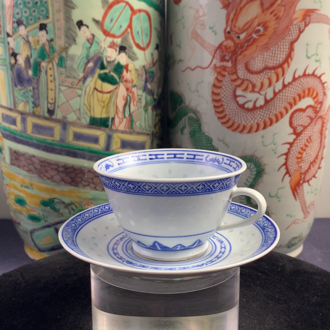 杯子陶2877瓷器—玲珑瓷杯碟一套