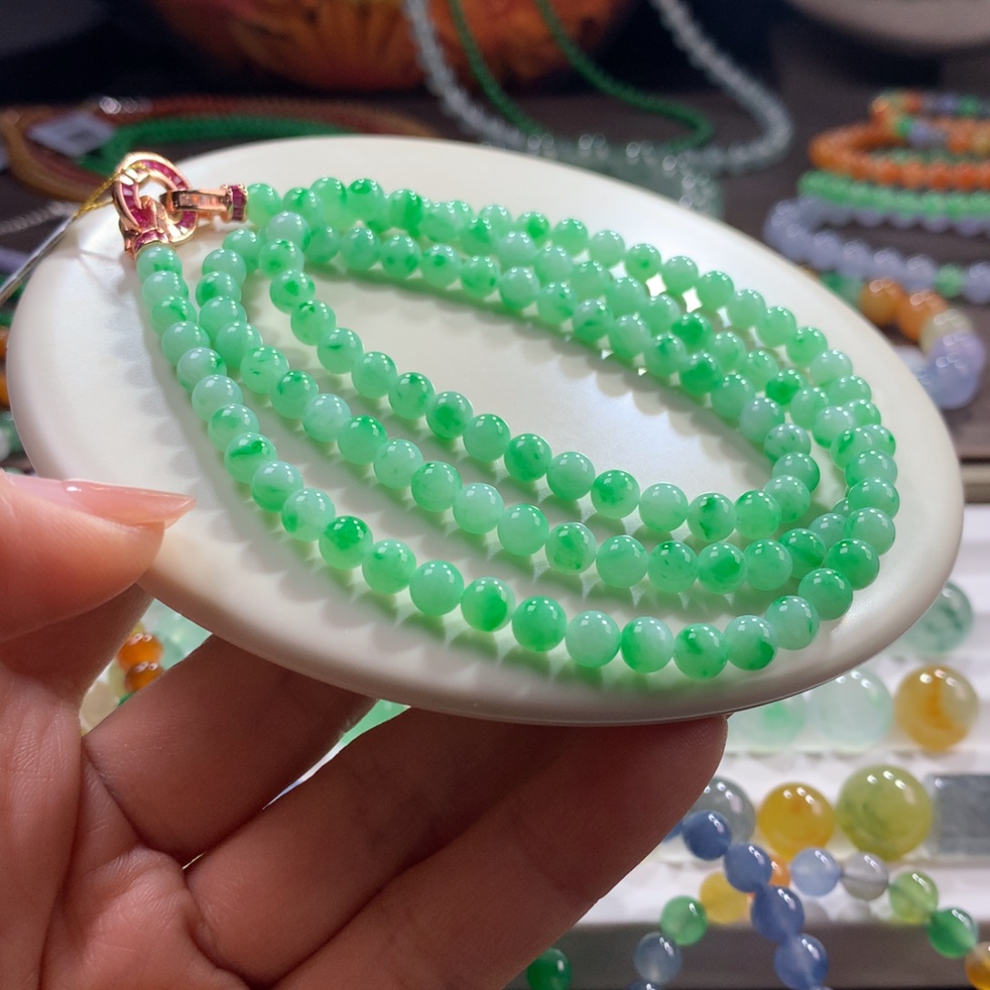 翡翠未镶嵌手链胶润细腻绿底飘阳绿色卡5